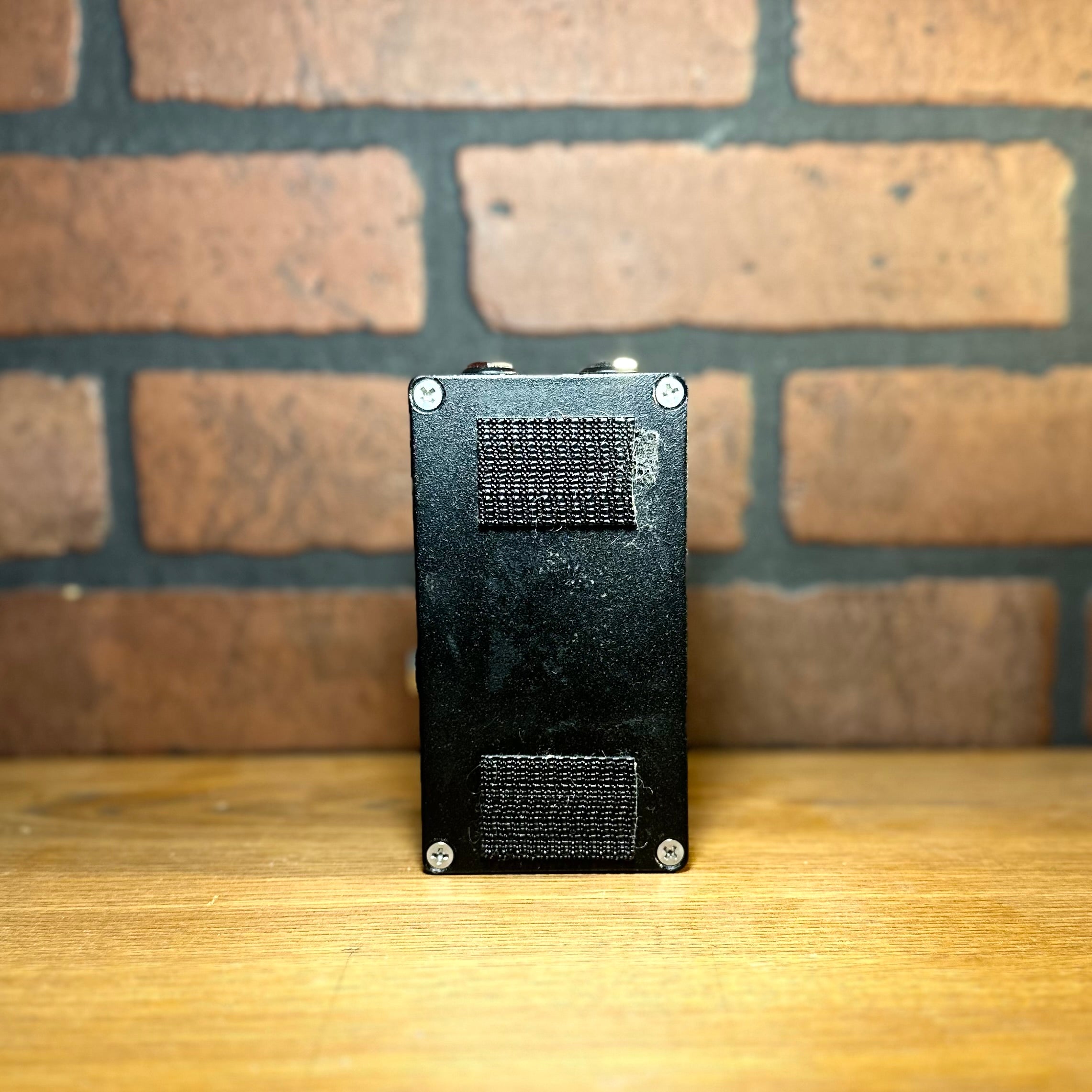 EarthQuaker Devices Afterneath Otherworldly Reverberation Machine V3