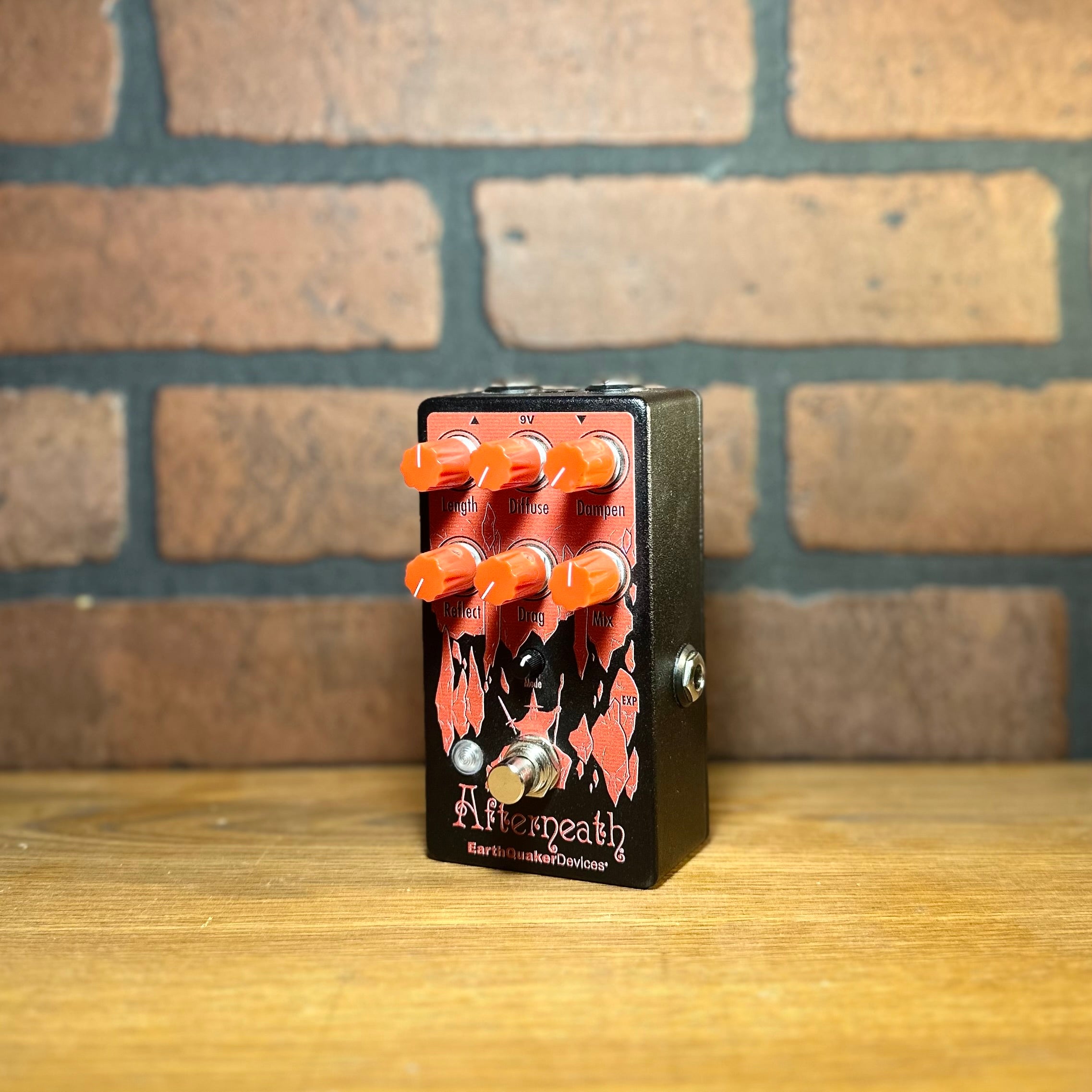 EarthQuaker Devices Afterneath Otherworldly Reverberation Machine V3